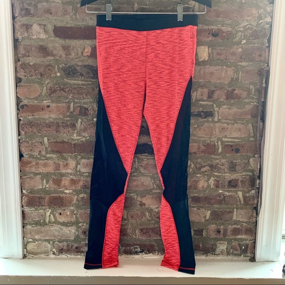 MinkPink Move Leggings